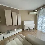 Unique & Modern